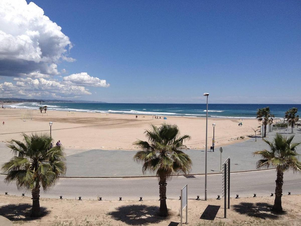 Casa Blanca Beach Apartment Torredembarra Extérieur photo